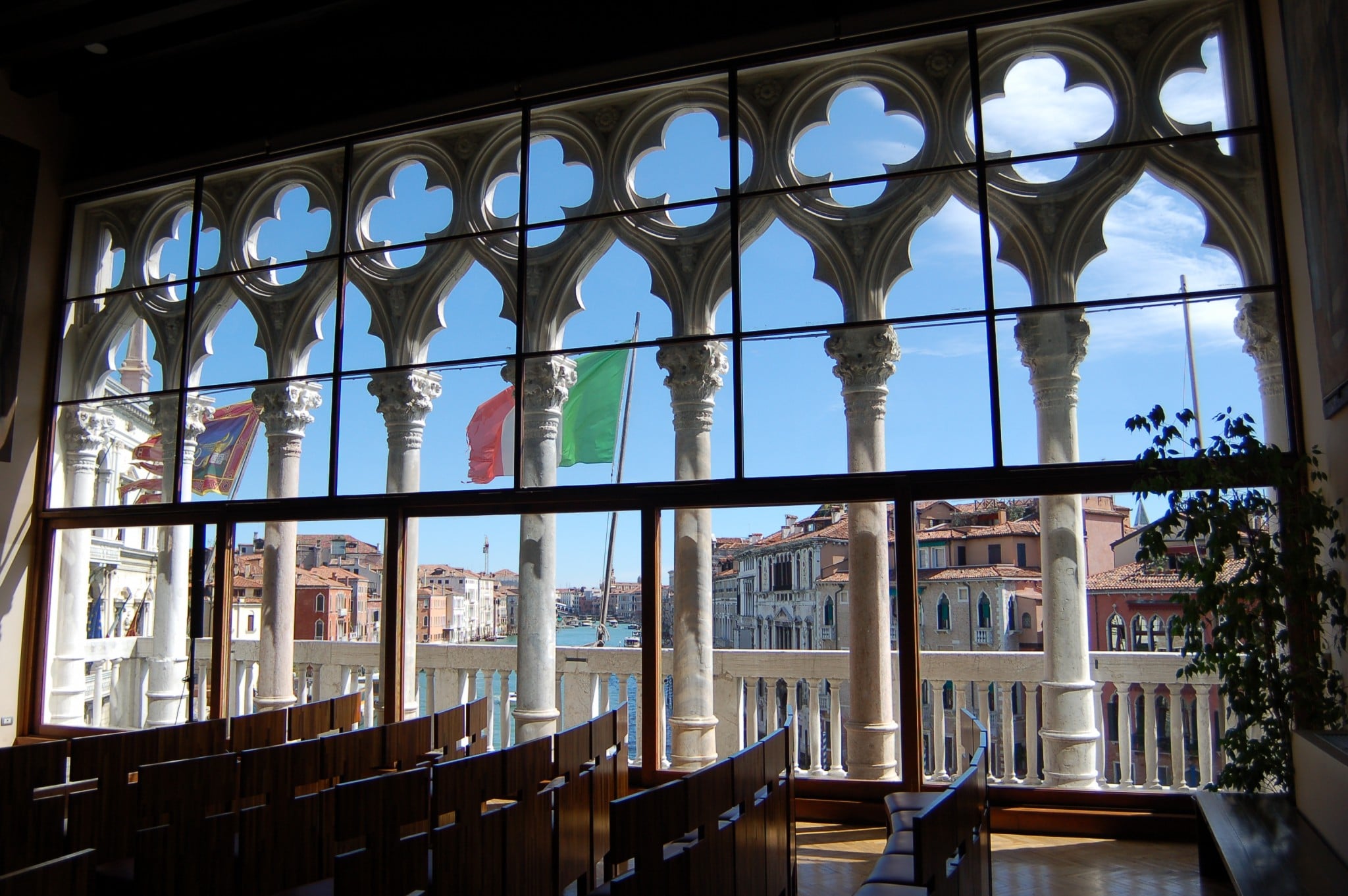 Università di Venezia Ca' Foscari - Liceo Statale G. Leopardi Macerata