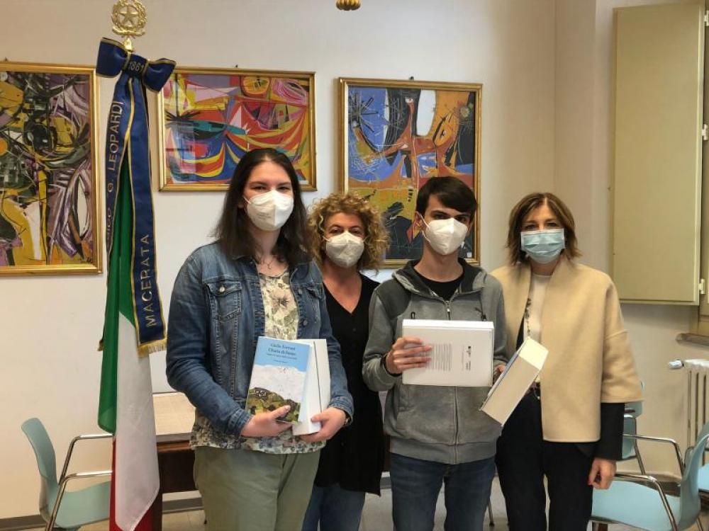  - Liceo Statale G. Leopardi Macerata